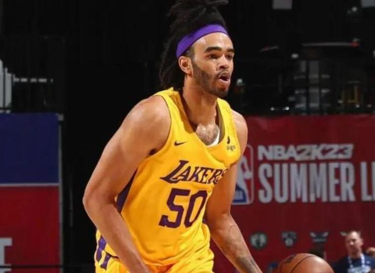 科普一下-山东队新签内线外援，场均15+7；辽宁队新外援场均仅3.8分